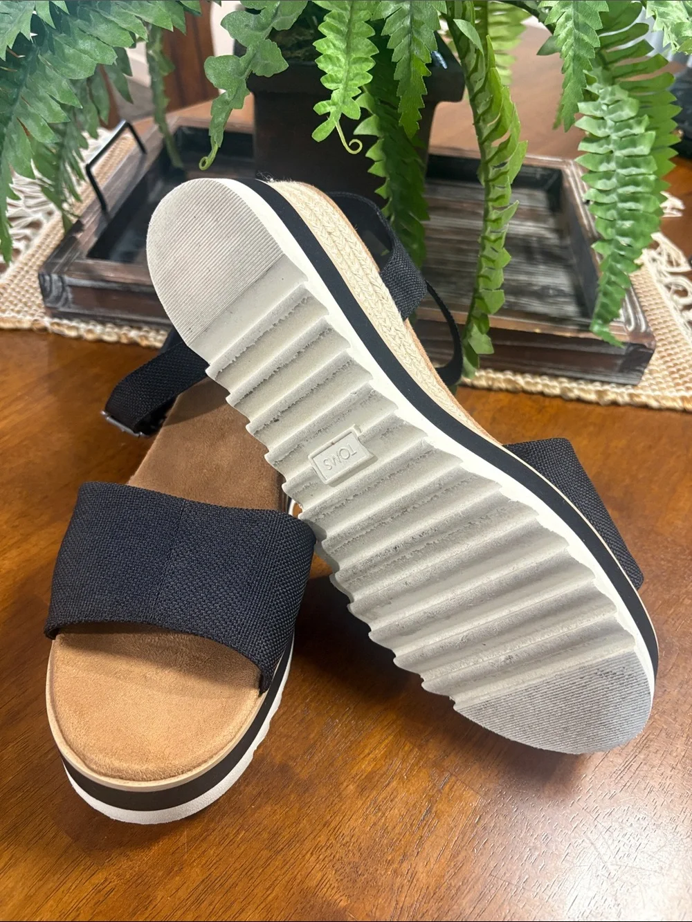 Toms classic sandals